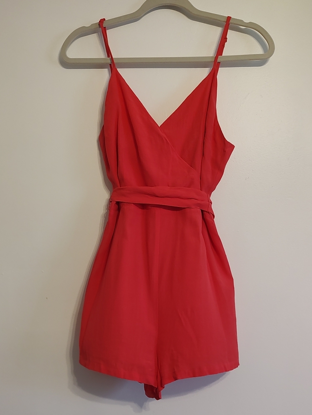 BB Dakota Coral Sleeveless V-Neck Romper with Waist Sash
